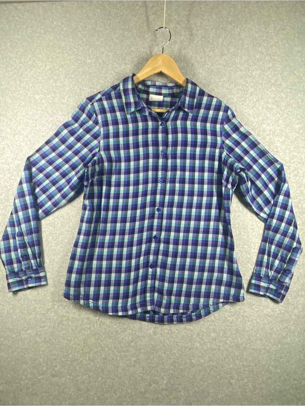Women’s Blue & Green Plaid Button-Down Shirt